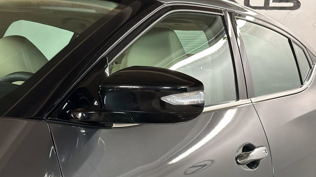 Used 2017 Nissan Maxima 3.5 SL image 4