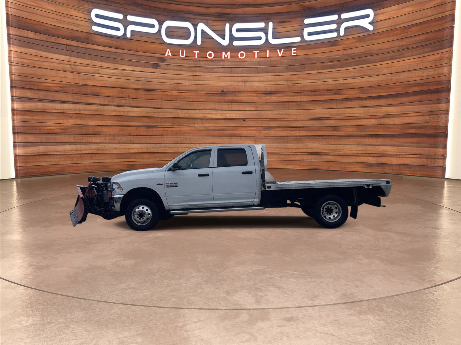 Used 2015 RAM 3500 Tradesman w/ Chrome Appearance Group image 2