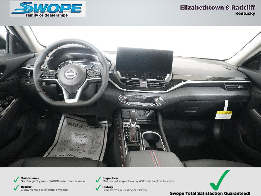 New 2025 Nissan Altima 2.5 SR w/ SR Premium Package image 9