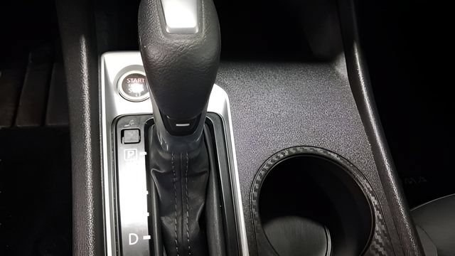 Used 2025 Nissan Altima 2.5 SV FWD image 32