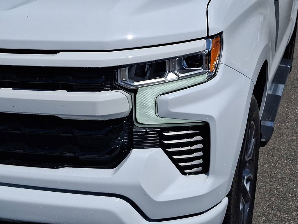 Used 2024 Chevrolet Silverado 1500 RST image 9
