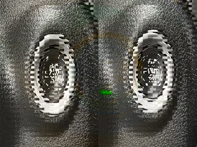 Used 2023 GMC Sierra 2500 Denali w/ Denali Black Diamond Edition image 20