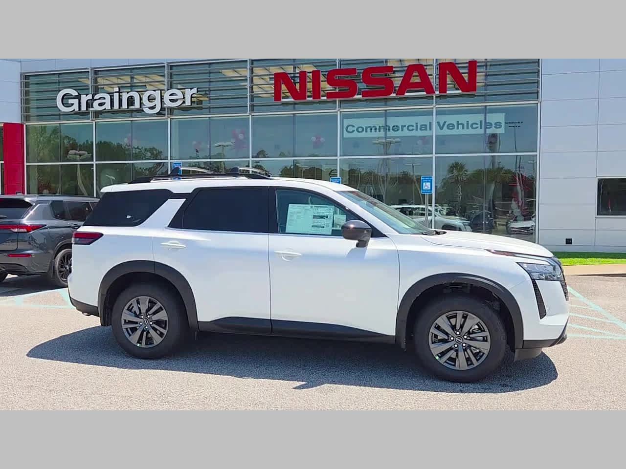 New 2026 Nissan Pathfinder SV FWD image 16