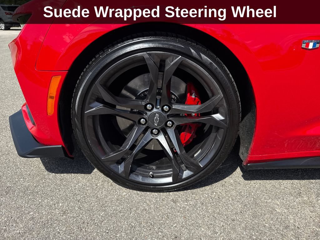Used 2021 Chevrolet Camaro SS RWD image 15