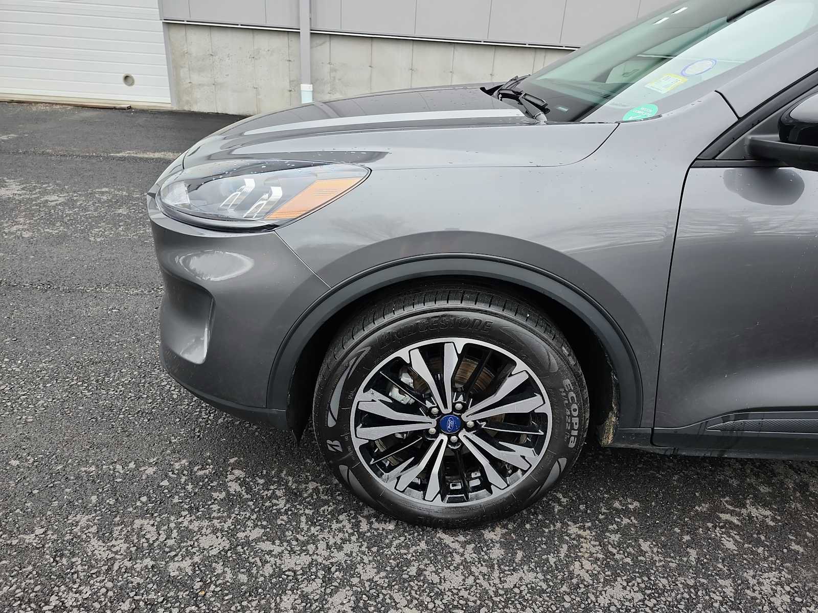 Used 2022 Ford Escape SEL w/ SEL Stealth AWD Package image 10