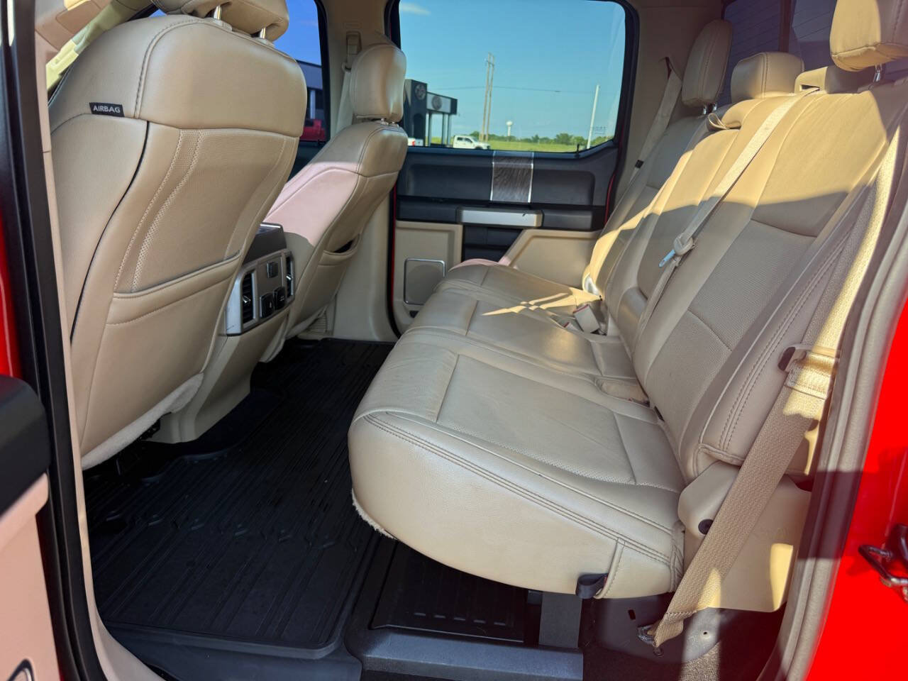 Used 2019 Ford F250 Lariat w/ Lariat Ultimate Package AWD/4WD image 41