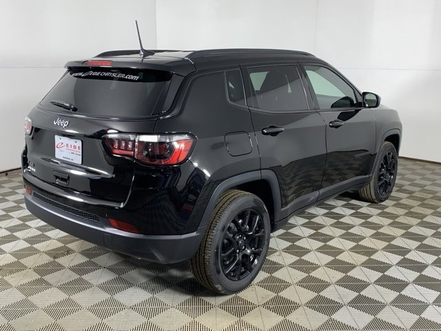 New 2026 Jeep Compass Latitude w/ Quick Order Package 29K image 4