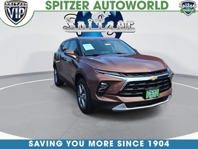 Used 2023 Chevrolet Blazer LT AWD/4WD image 3