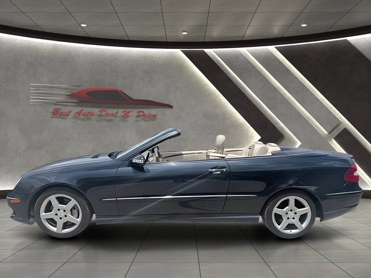 Used 2008 Mercedes-Benz CLK 350 Cabriolet w/ P2 Pkg image 4
