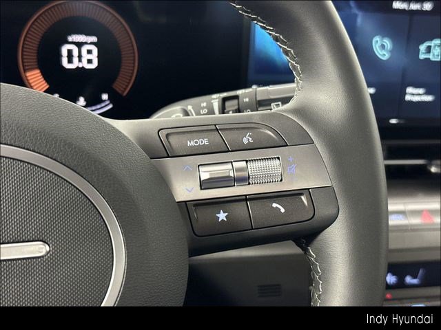 Certified 2025 Hyundai Kona SEL image 30