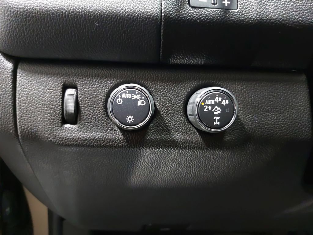 Used 2021 Chevrolet Colorado ZR2 image 25