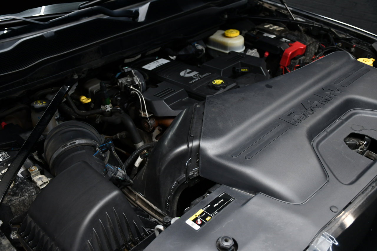 Used 2019 RAM 3500 Laramie w/ Black Appearance Package image 22