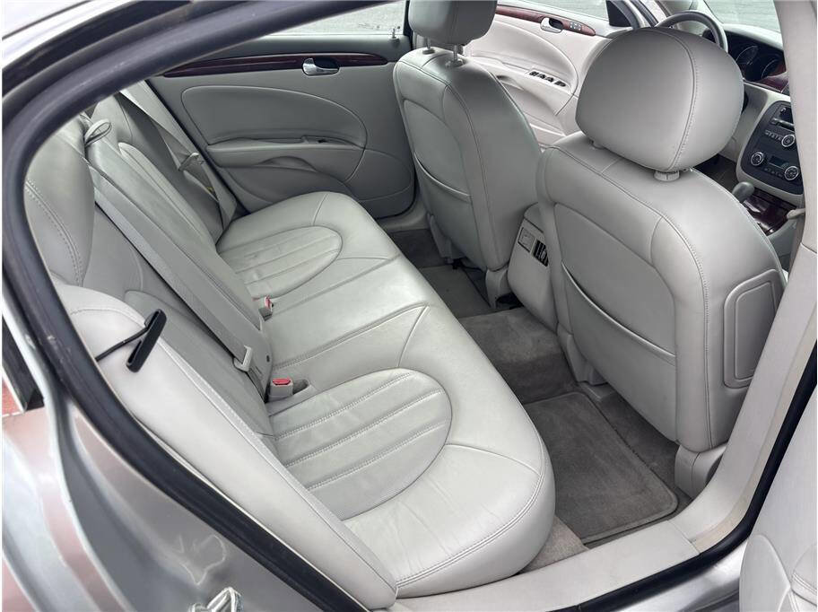 Used 2006 Buick Lucerne CXL w/ Luxury Package FWD image 12