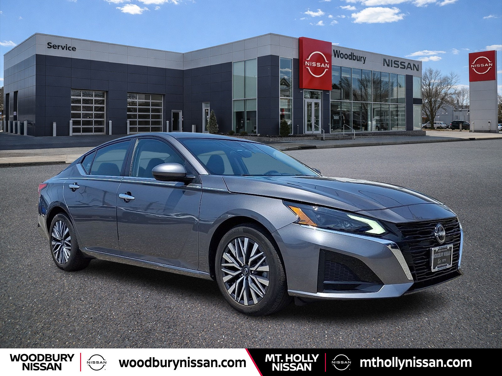 Certified 2023 Nissan Altima 2.5 SV FWD image 1