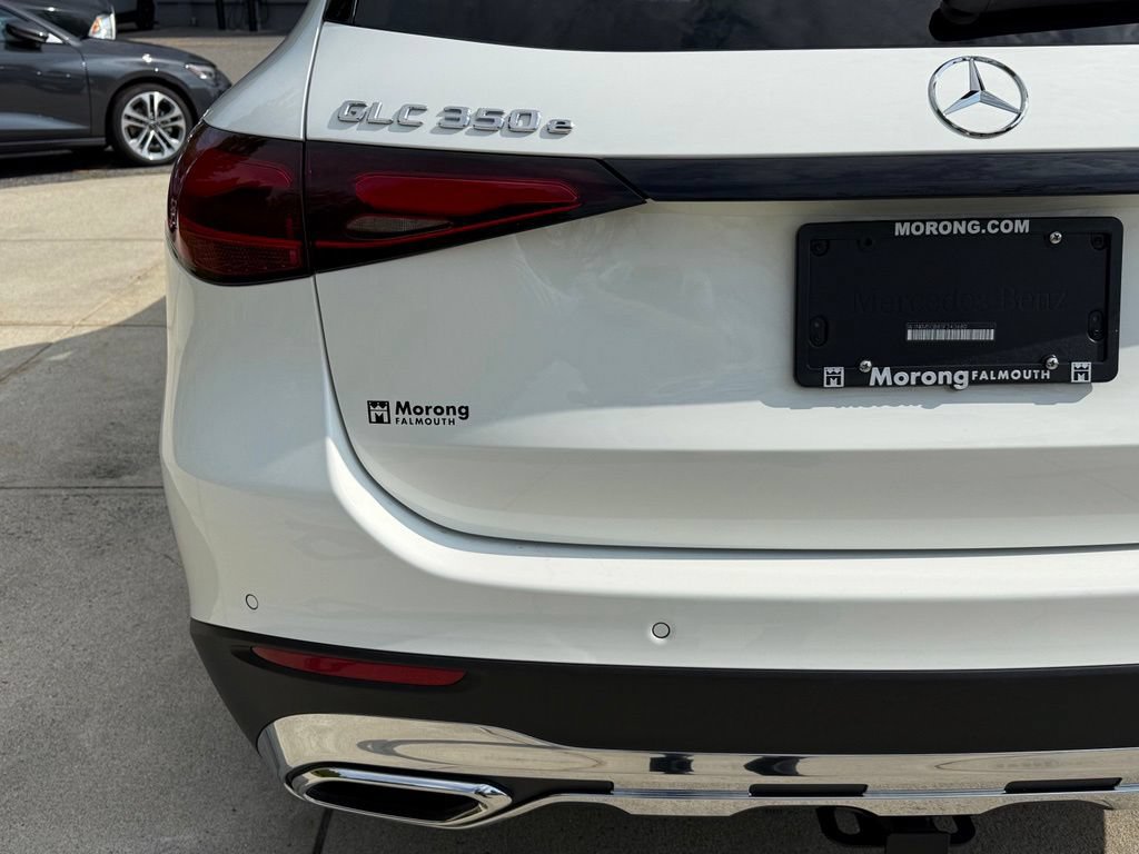 Used 2025 Mercedes-Benz GLC 350e 4MATIC image 16