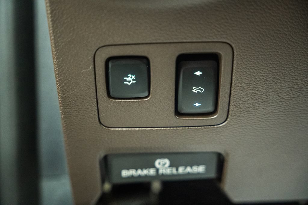 Used 2022 Ford F350 King Ranch w/ Tremor Off-Road Package AWD/4WD image 48