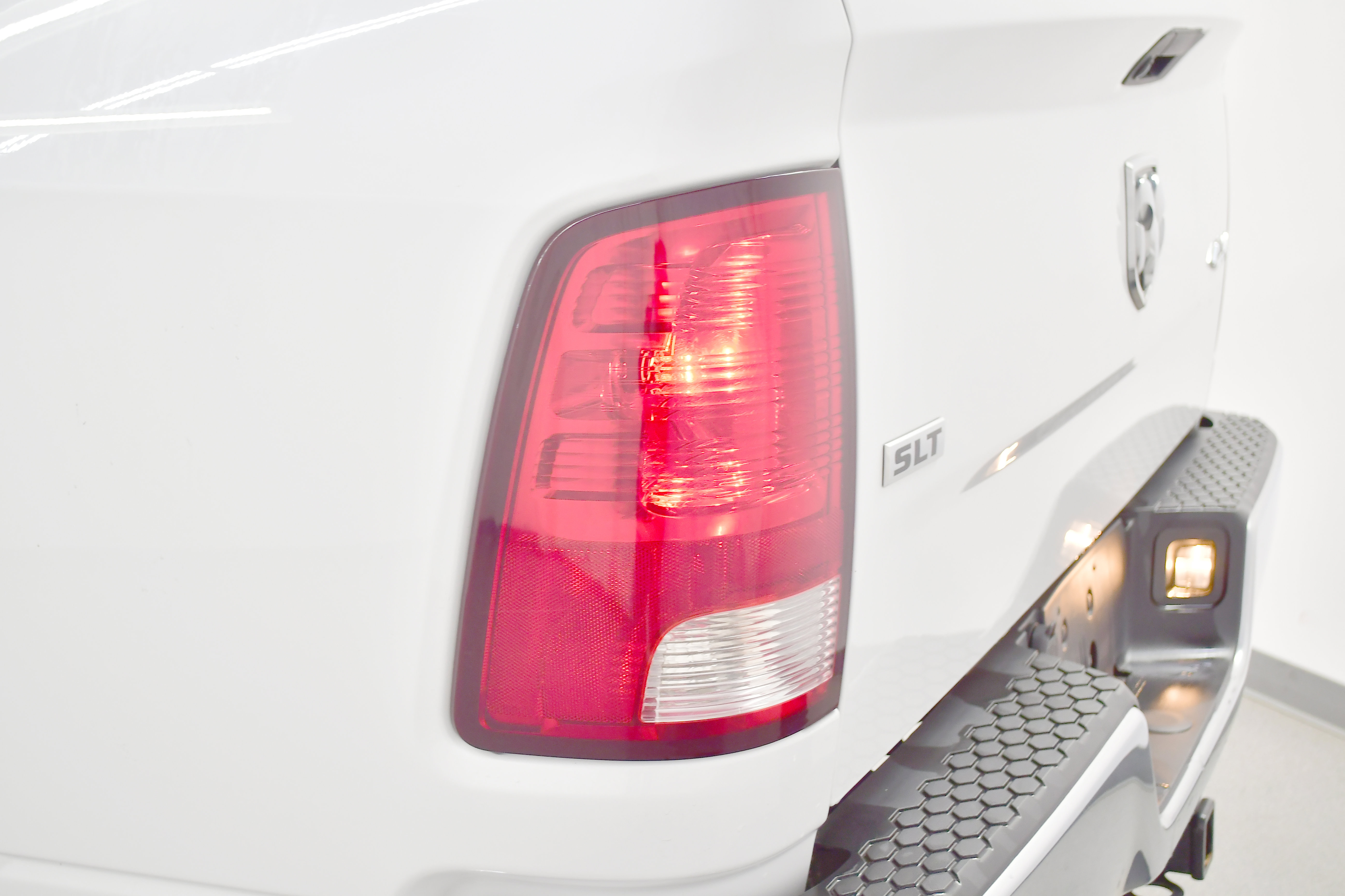 Used 2023 RAM 1500 Classic SLT w/ Trailer & Traction Group AWD/4WD image 28