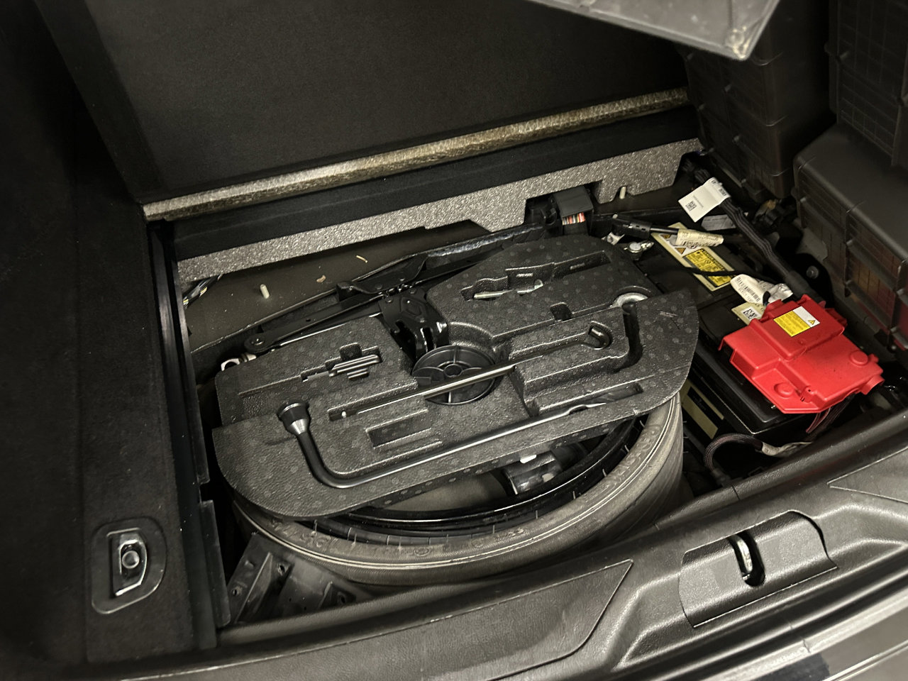 Used 2020 Maserati Levante S image 79