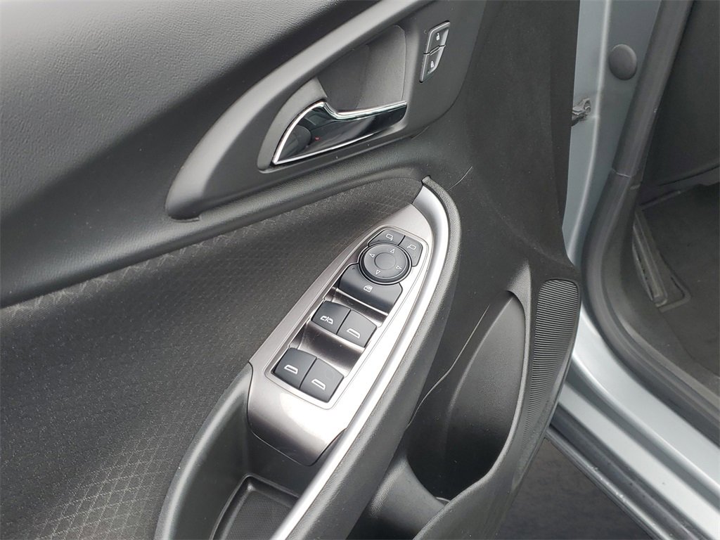 Used 2024 Chevrolet Malibu LT image 15