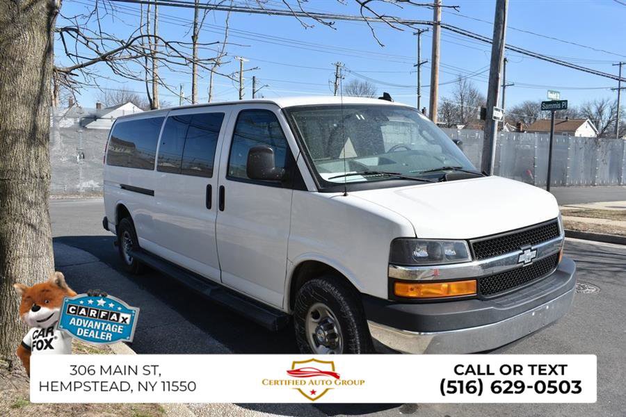 Used 2023 Chevrolet Express 3500 LT image 4