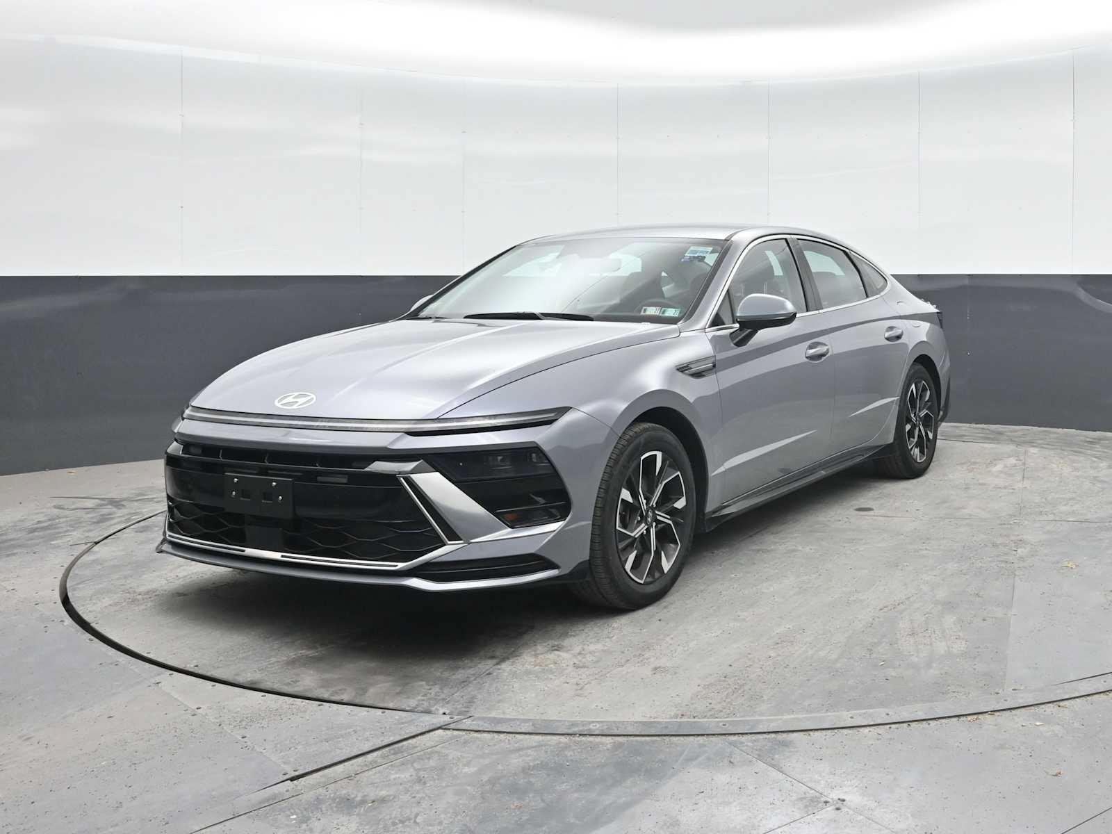Used 2024 Hyundai Sonata SEL FWD image 5