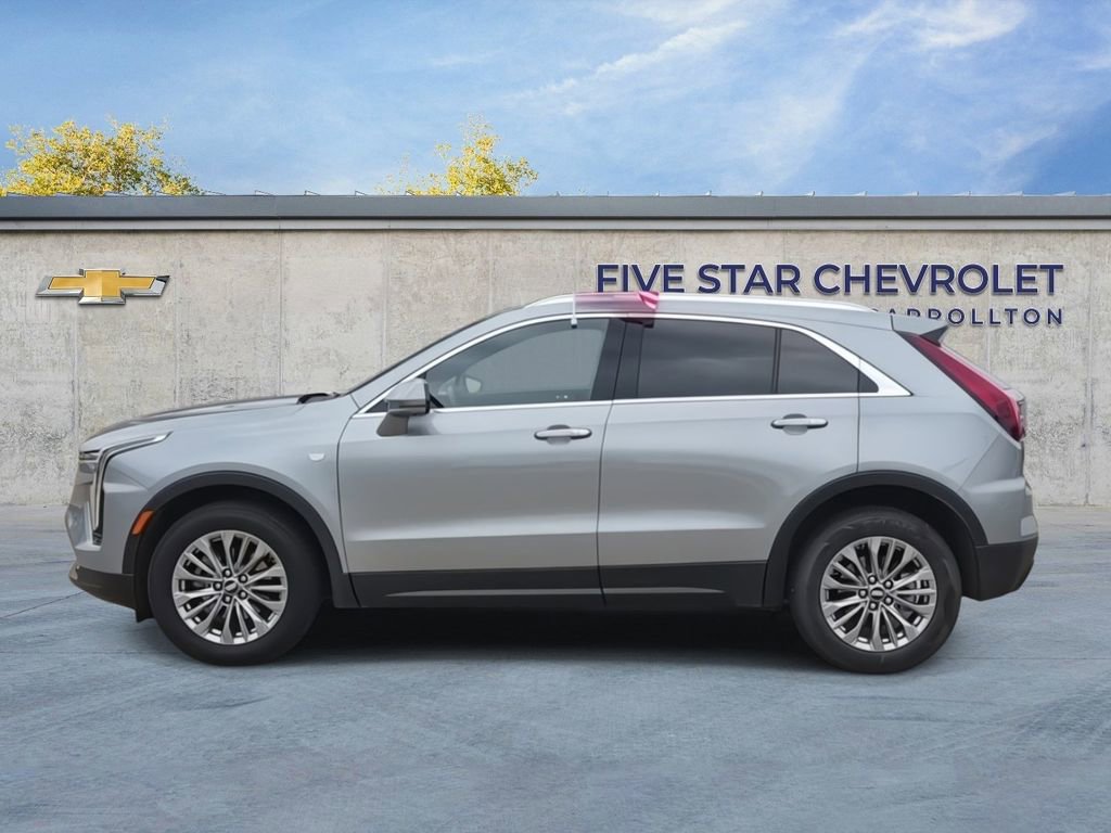 Used 2025 Cadillac XT4 Premium Luxury FWD image 5