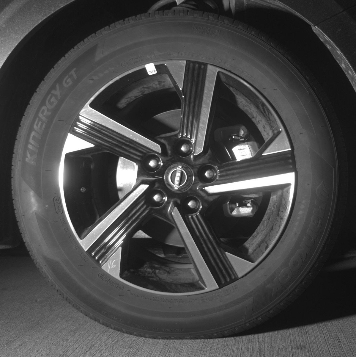 Used 2025 Nissan Sentra SV image 12