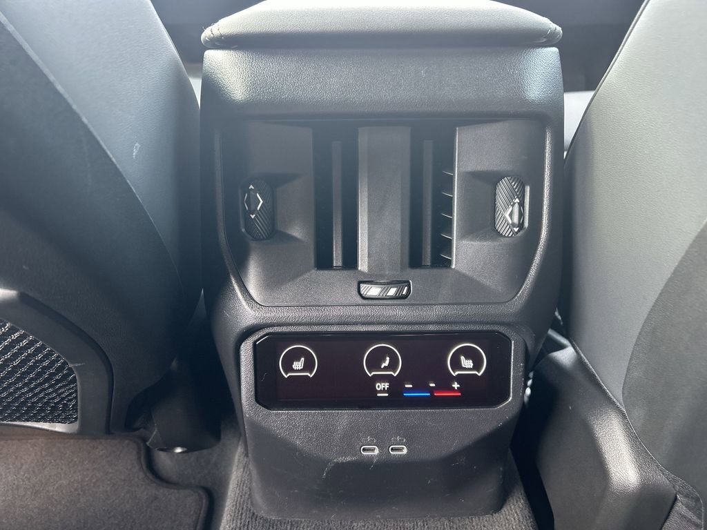 Used 2025 BMW X3 xDrive30i w/ Convenience Package AWD/4WD image 36