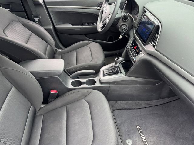 Used 2018 Hyundai Elantra SE image 12