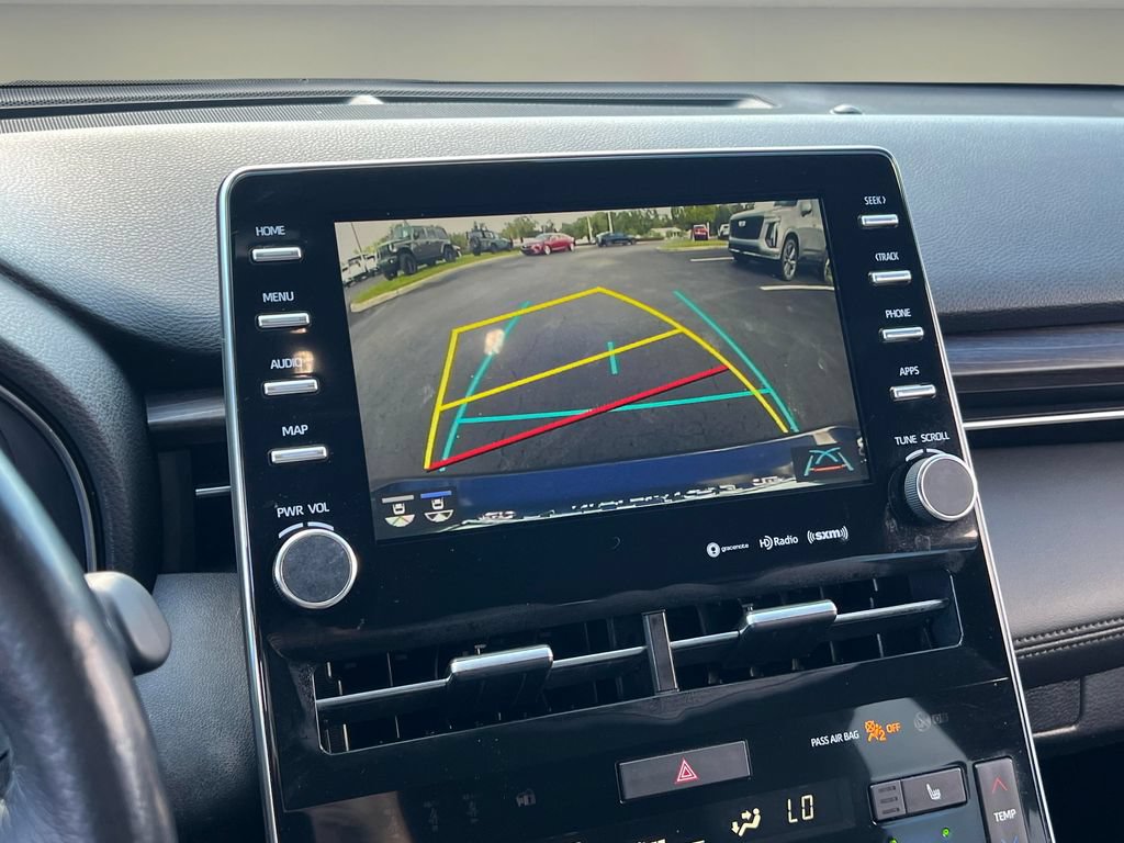 Certified 2019 Toyota Avalon XLE FWD image 23