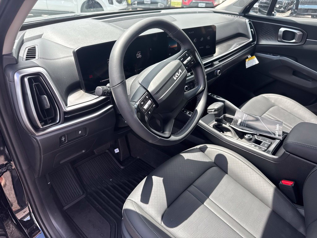 New 2026 Kia Sorento S w/ S Panoramic Sunroof Package FWD image 10