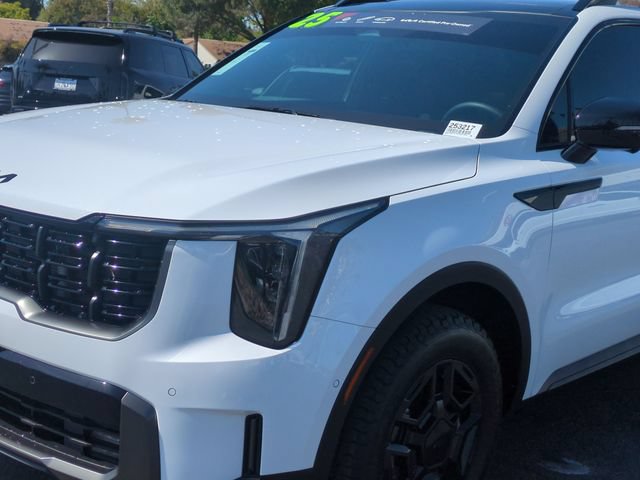 Certified 2025 Kia Sorento SX Prestige AWD/4WD image 9
