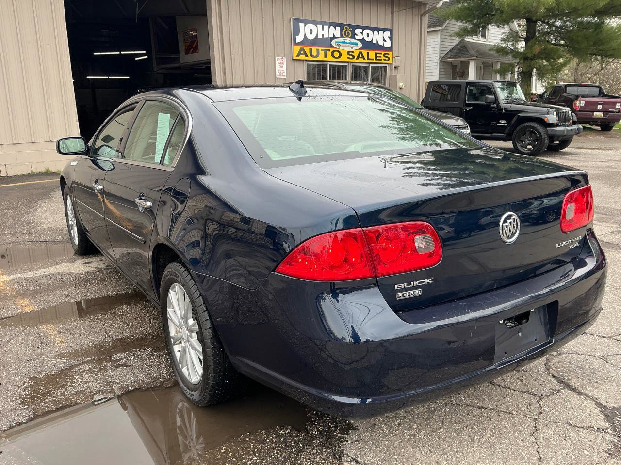 Used 2009 Buick Lucerne CXL FWD image 6