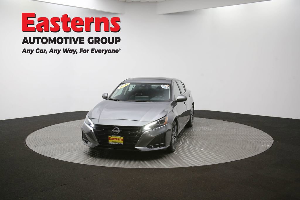 Used 2024 Nissan Altima 2.5 SV w/ SV Premium Package image 52