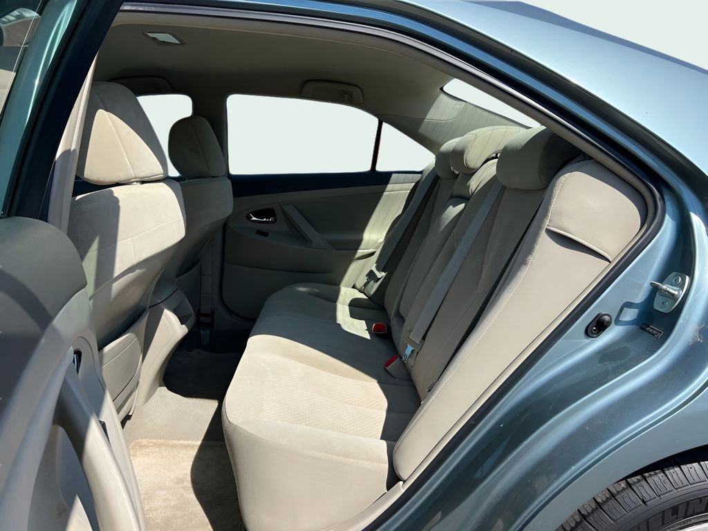 Used 2009 Toyota Camry SE FWD image 10