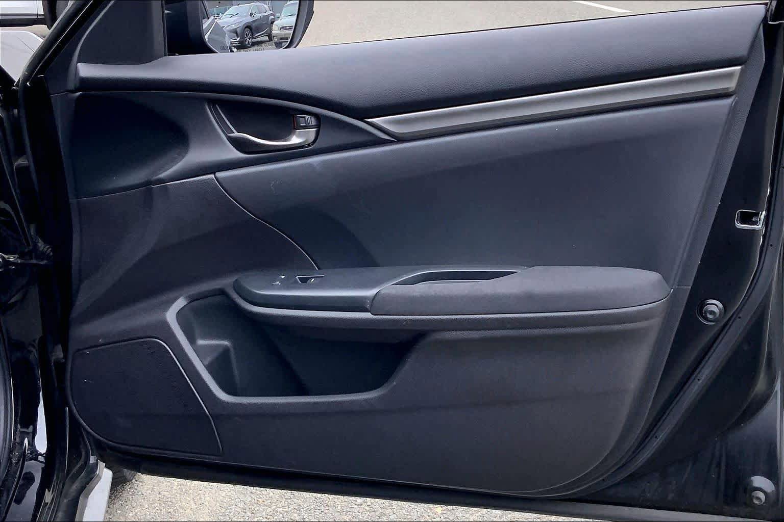 Used 2019 Honda Civic Sport image 23