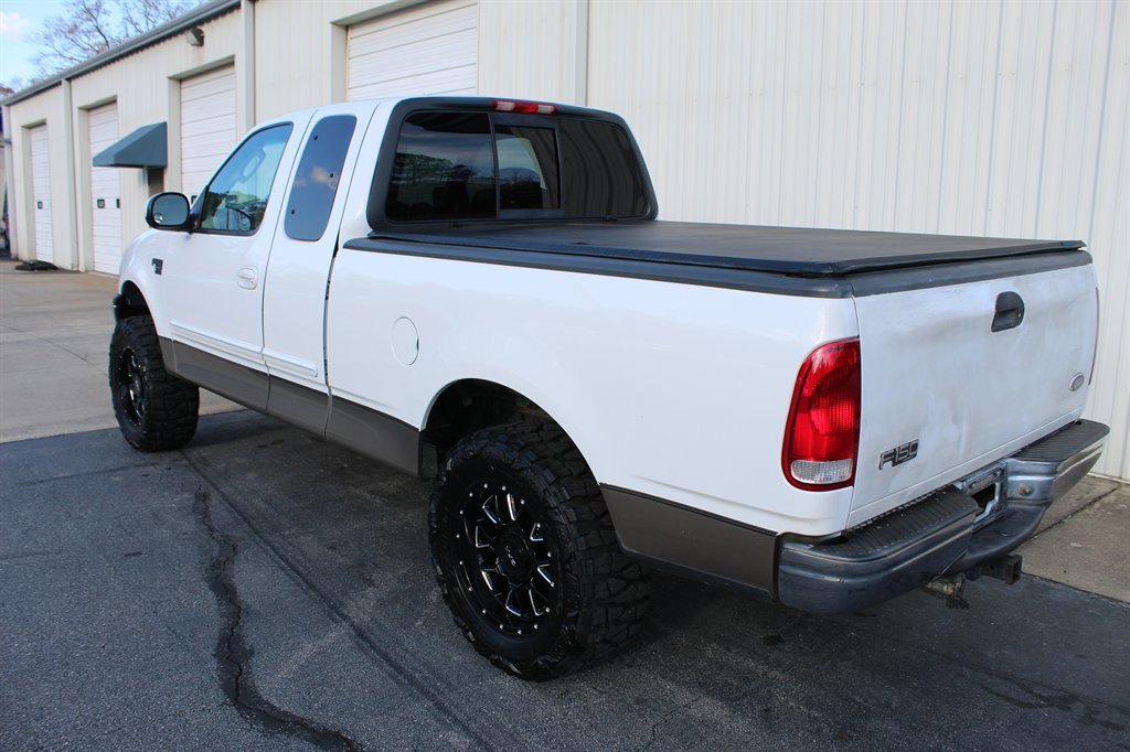 Used 2002 Ford F150 XLT RWD image 4