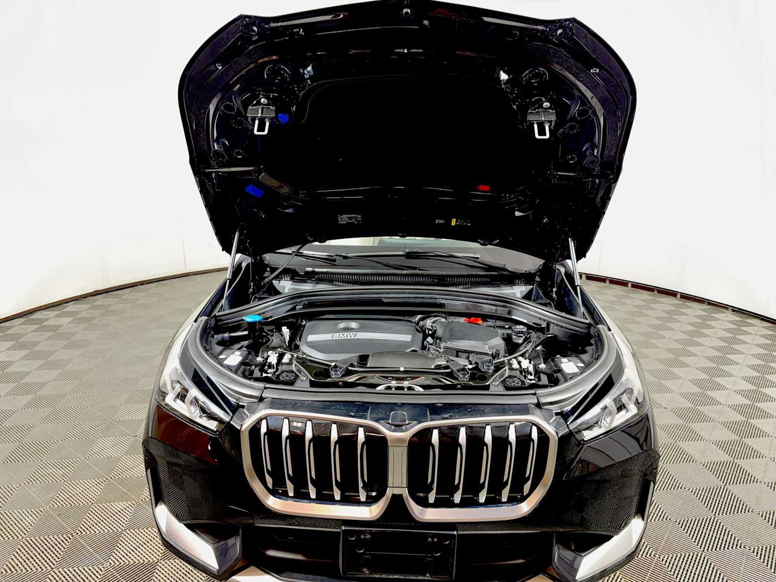 Used 2023 BMW X1 xDrive28i w/ Convenience Package AWD/4WD image 30