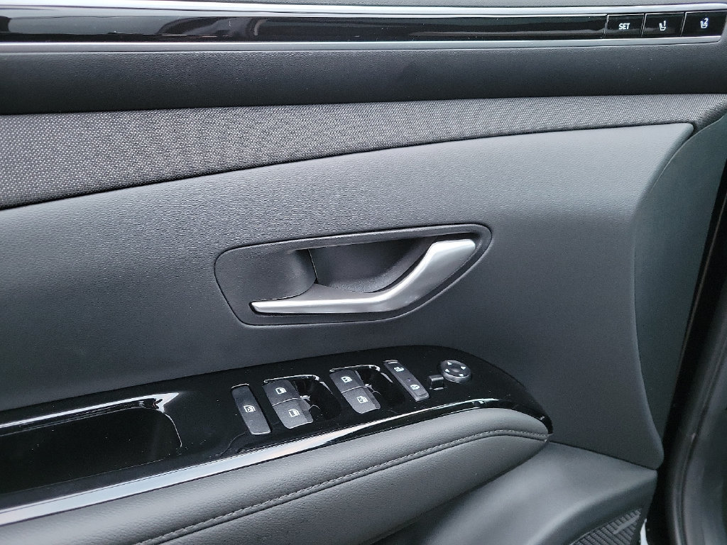 New 2024 Hyundai Tucson Limited AWD/4WD image 9
