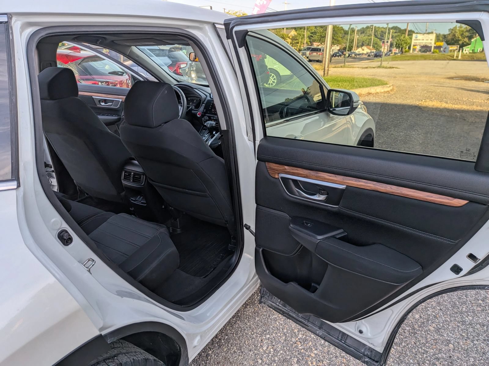 Used 2017 Honda CR-V EX image 33