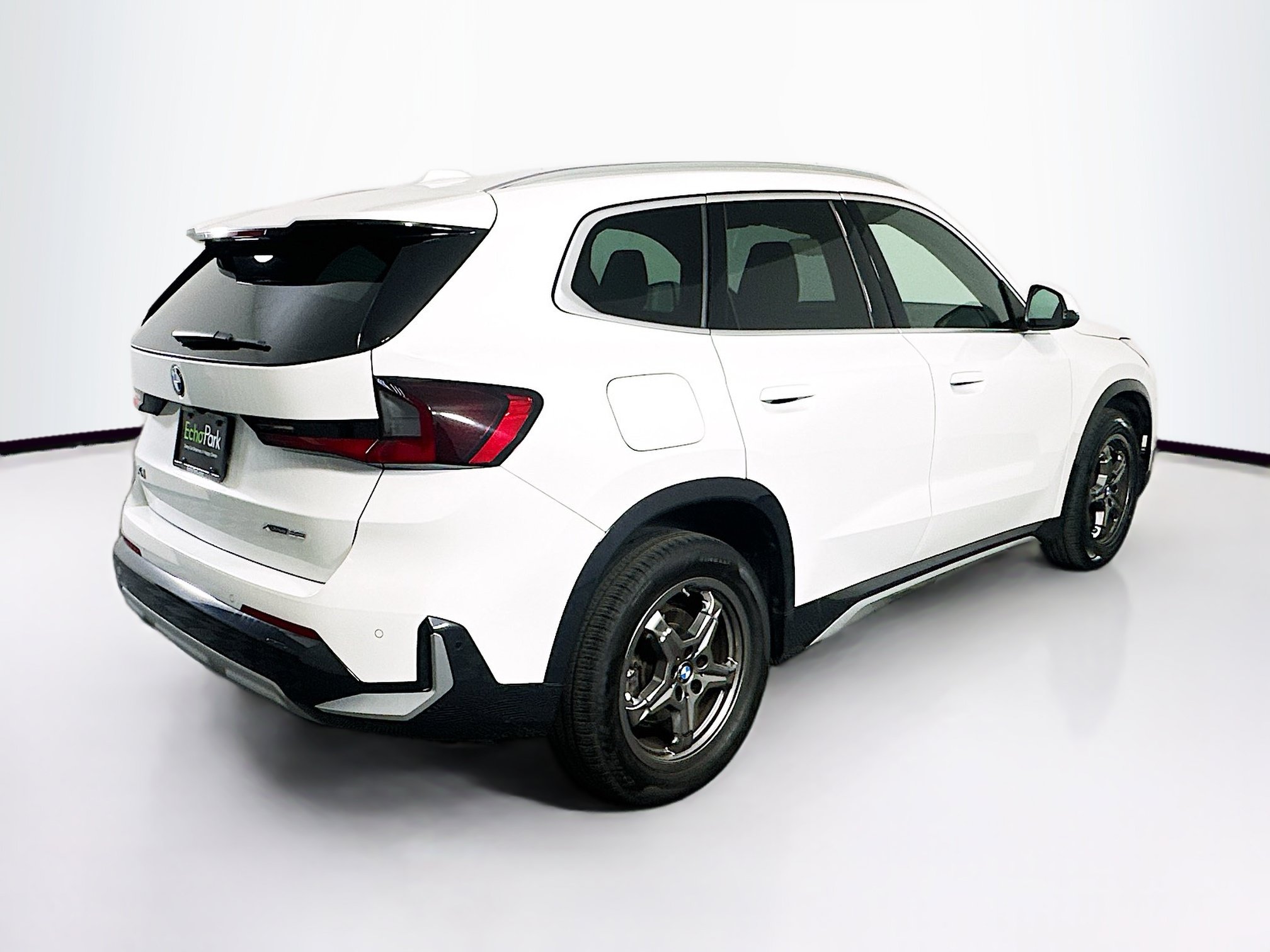 Used 2025 BMW X1 xDrive28i AWD/4WD image 9