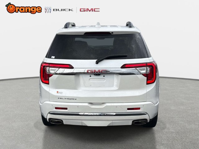 Used 2020 GMC Acadia Denali w/ Technology Package FWD image 4