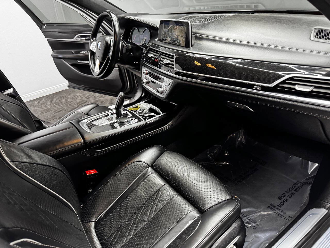 Used 2016 BMW 750i image 55