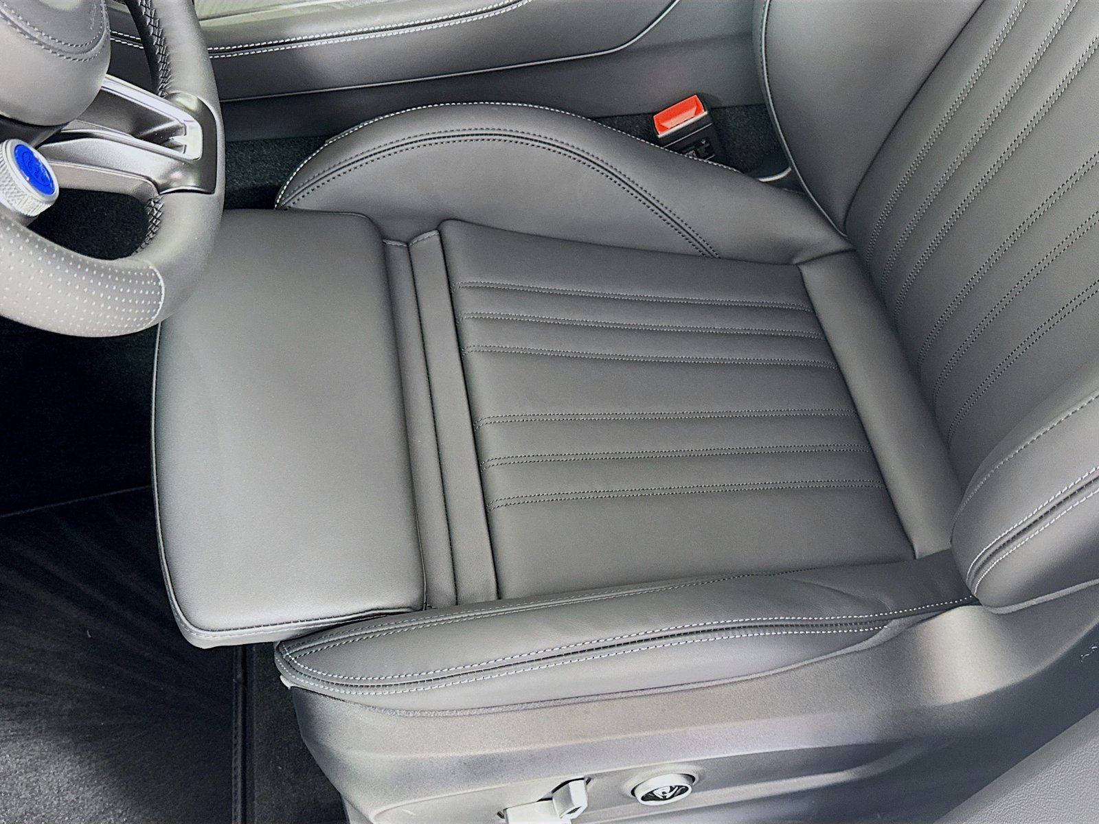 Used 2025 Maserati Grecale GT AWD/4WD image 19