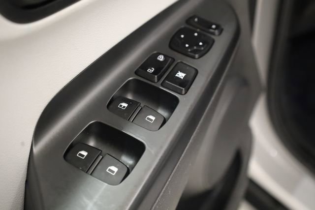 Used 2022 Hyundai Kona SE image 15