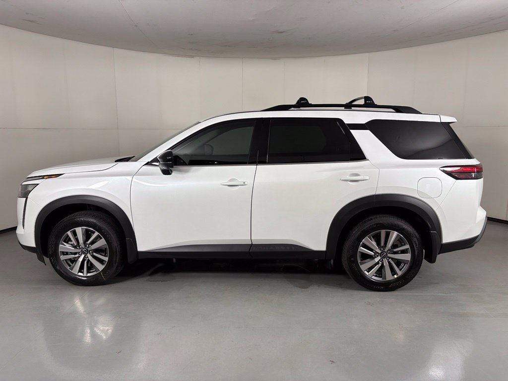 New 2026 Nissan Pathfinder SL FWD image 5