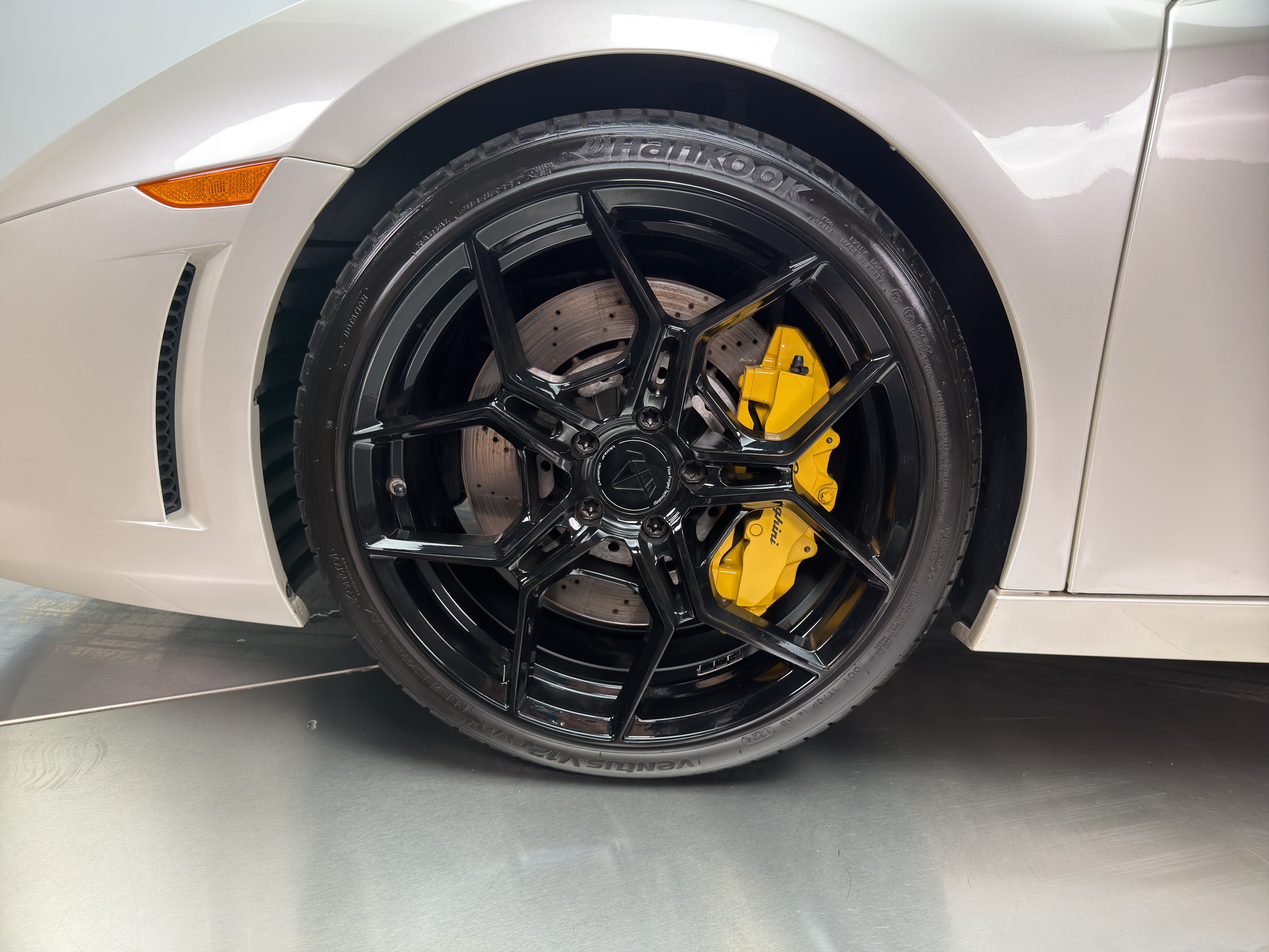 Used 2009 Lamborghini Gallardo LP 560-4 AWD/4WD image 13