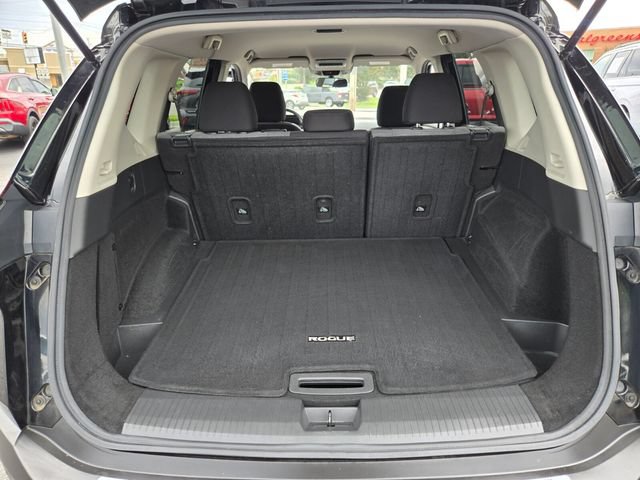 Used 2021 Nissan Rogue SV AWD/4WD image 18