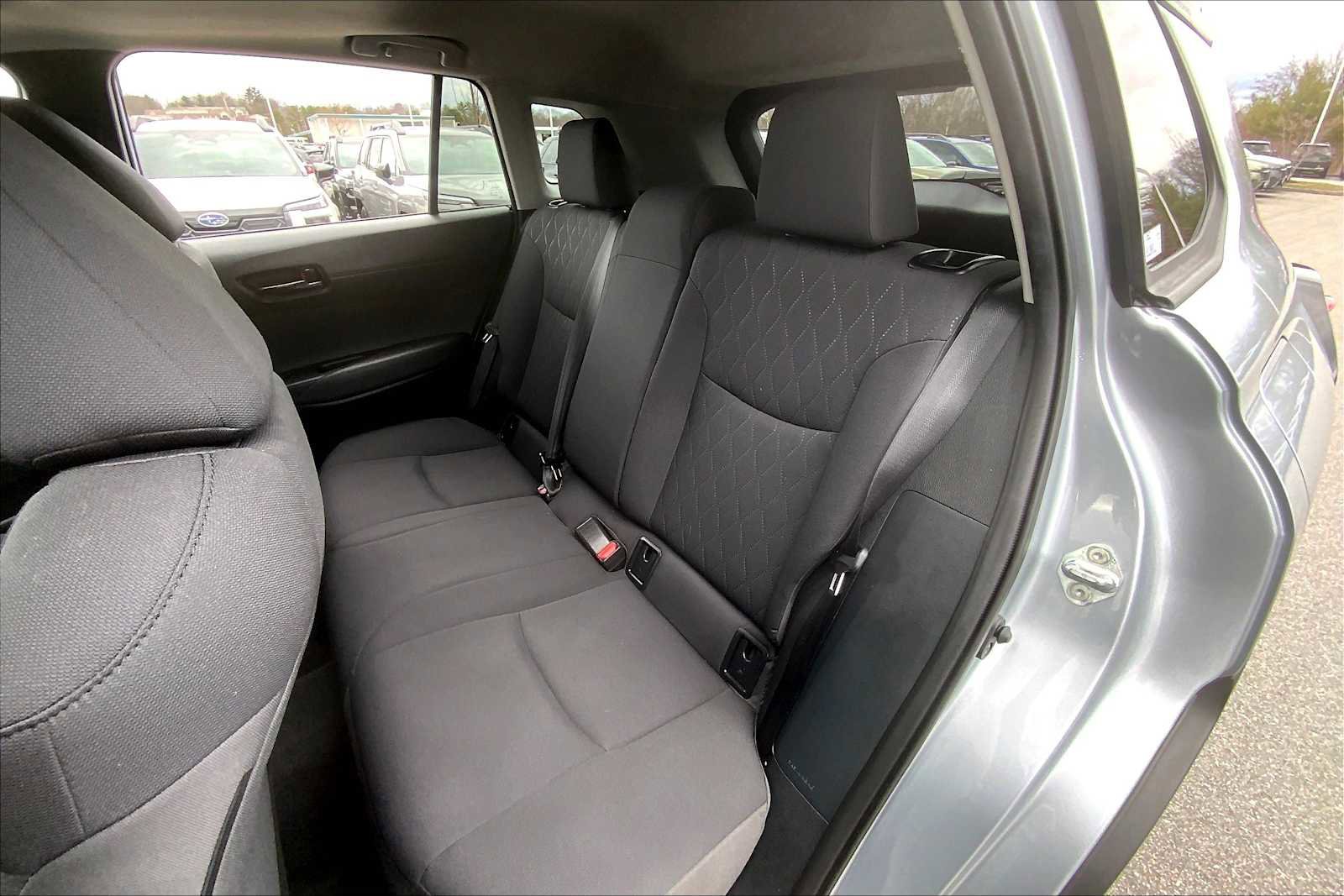Used 2023 Toyota Corolla Cross LE w/ Moonroof Package AWD/4WD image 20