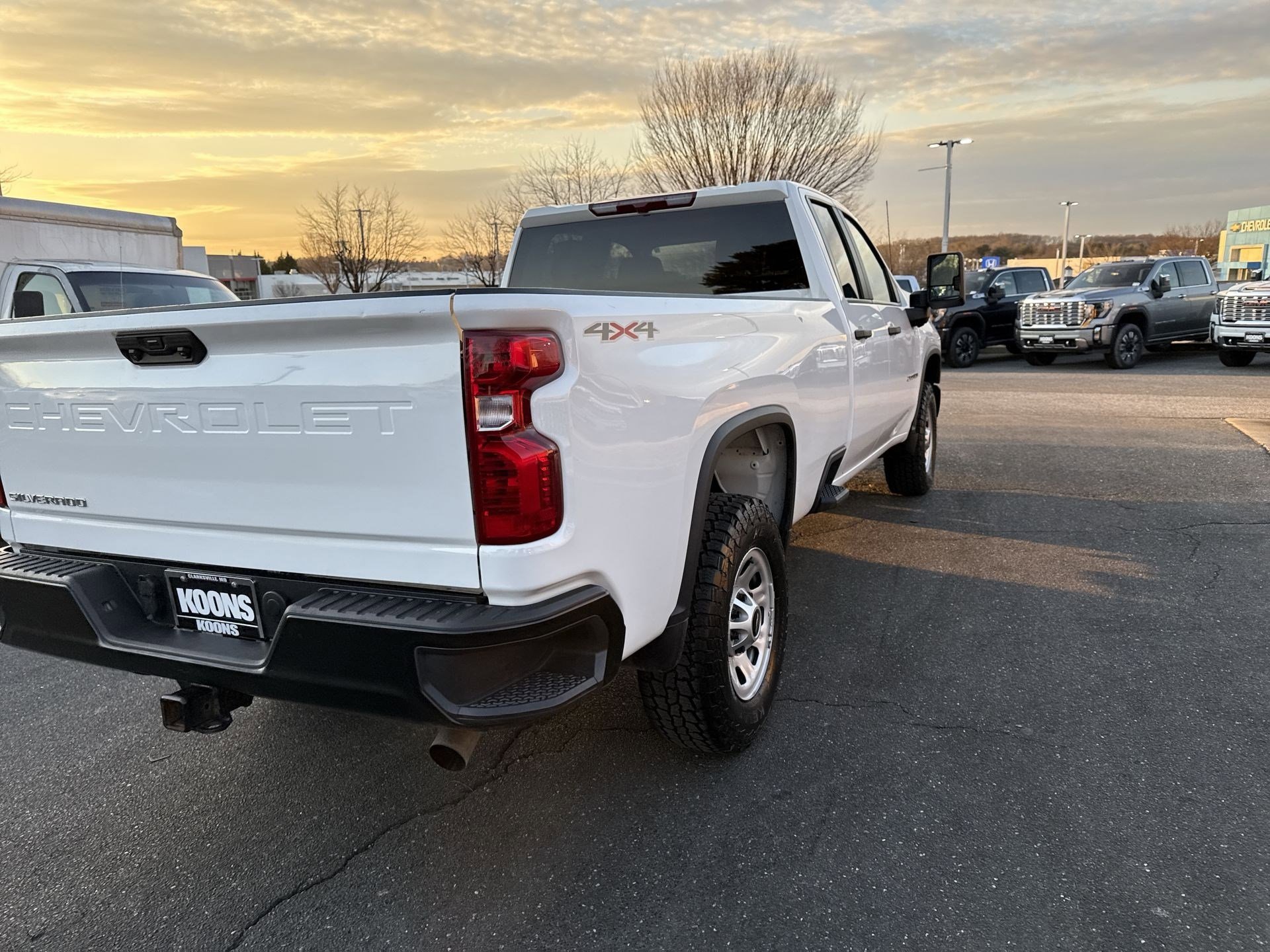 Used 2025 Chevrolet Silverado 2500 W/T image 7